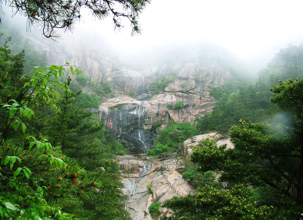 烟雨沂蒙山图片