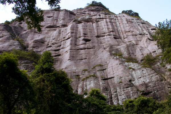 悬崖峭壁