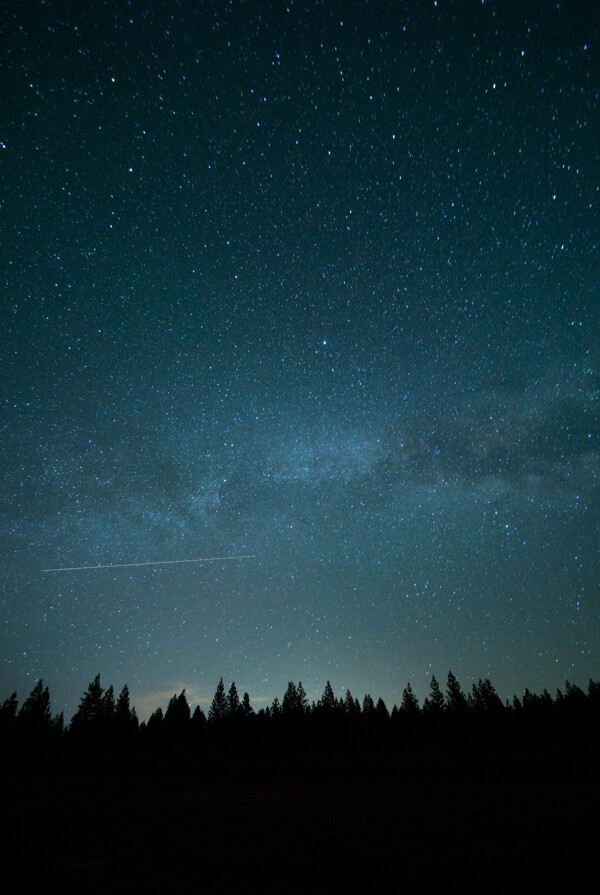 夜空流星风景图片