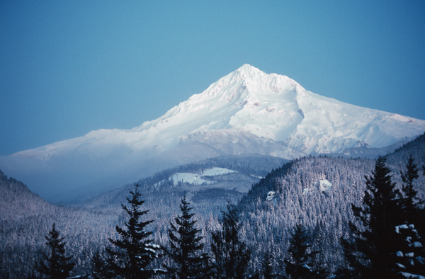 雪山自然景观