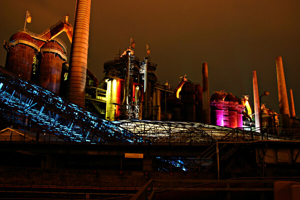 工业区夜景