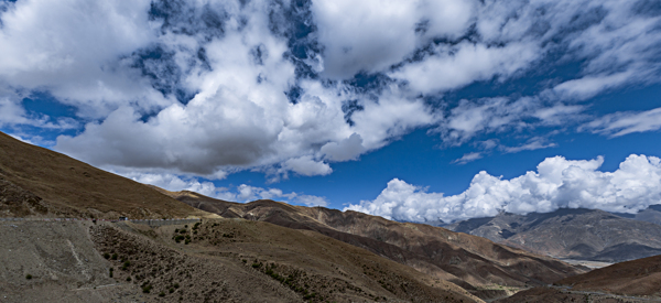 羊卓雍措风景