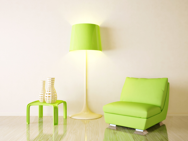 绿色沙发与落地台灯
