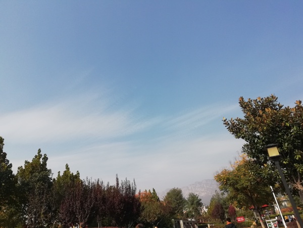 公园素材图片蓝天白云