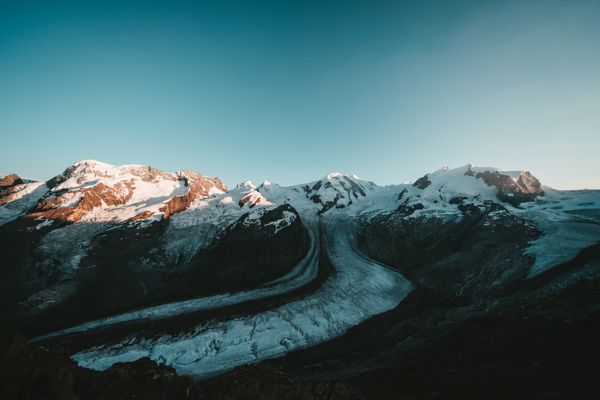 雪山之巅