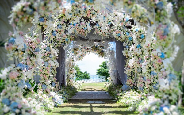 梦幻室外婚礼布景图片