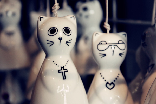 可爱陶瓷小猫图片