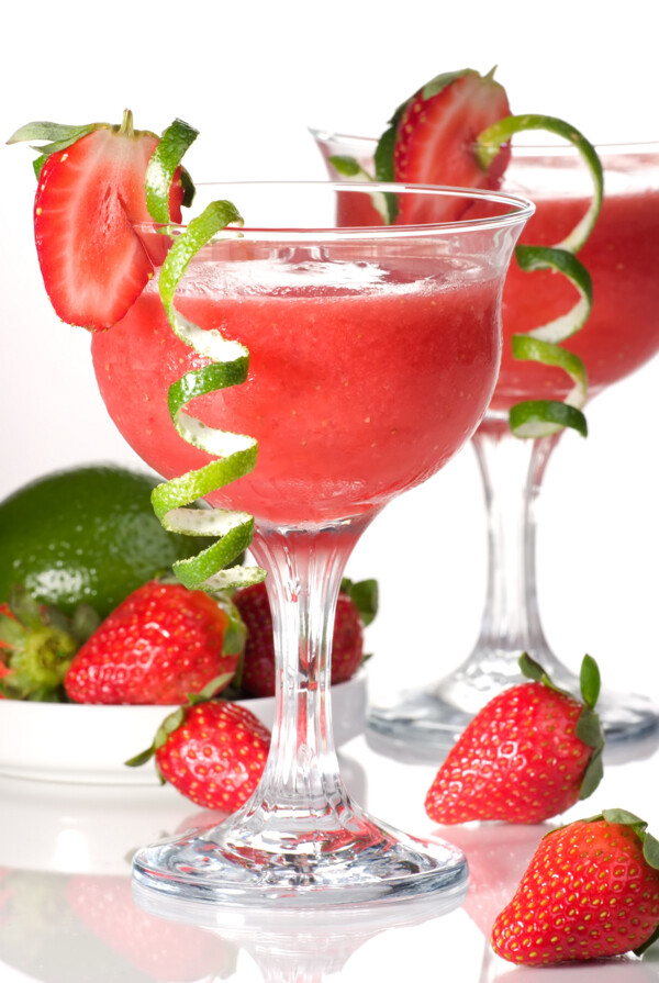 草莓果汁图片