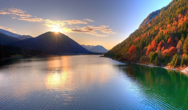 秋天美丽的湖景图片