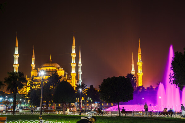 清真寺夜景图片