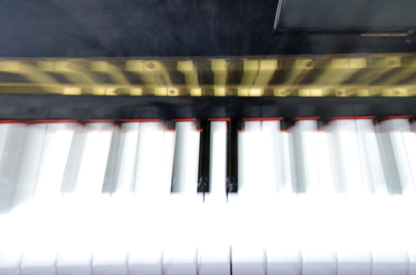 梦幻钢琴键图片