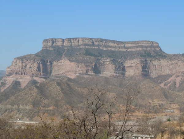 山峰一角图片