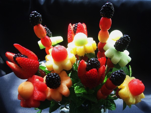 蔬果水果雕刻示范艺术食材花工艺精湛陈列展品展示棒图片