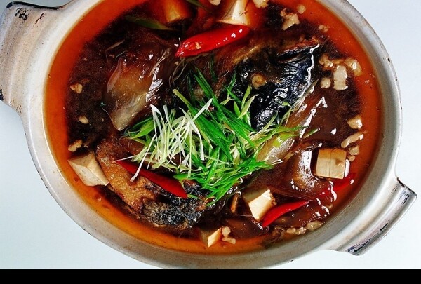 美食鱼头豆腐汤图片