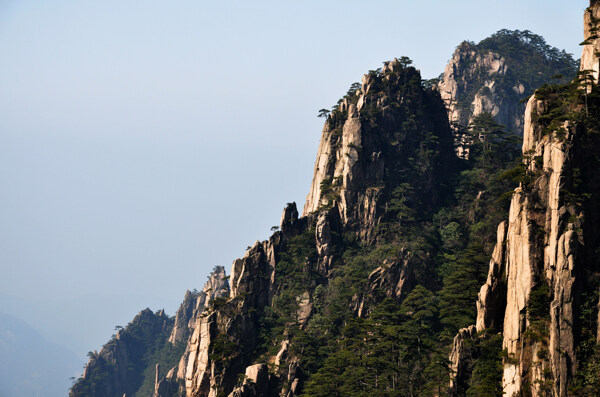 山峰石头风景图片