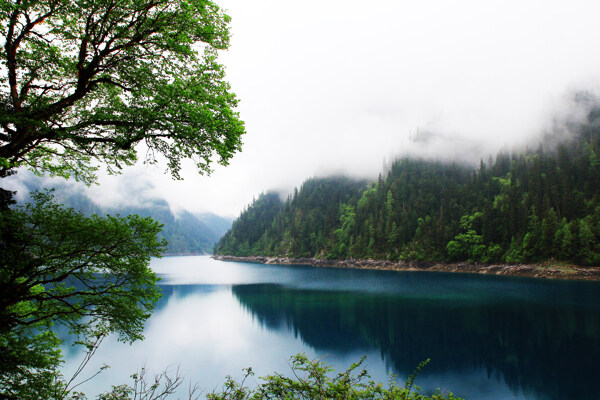 九寨沟山水图片