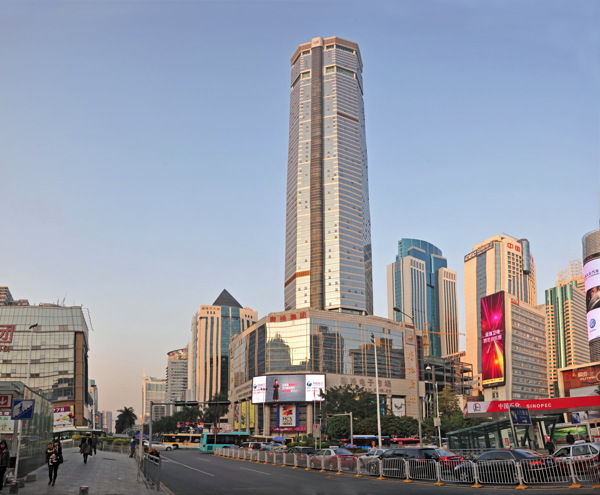 深圳华强北赛格电子大厦图片