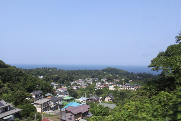 海边村庄图片