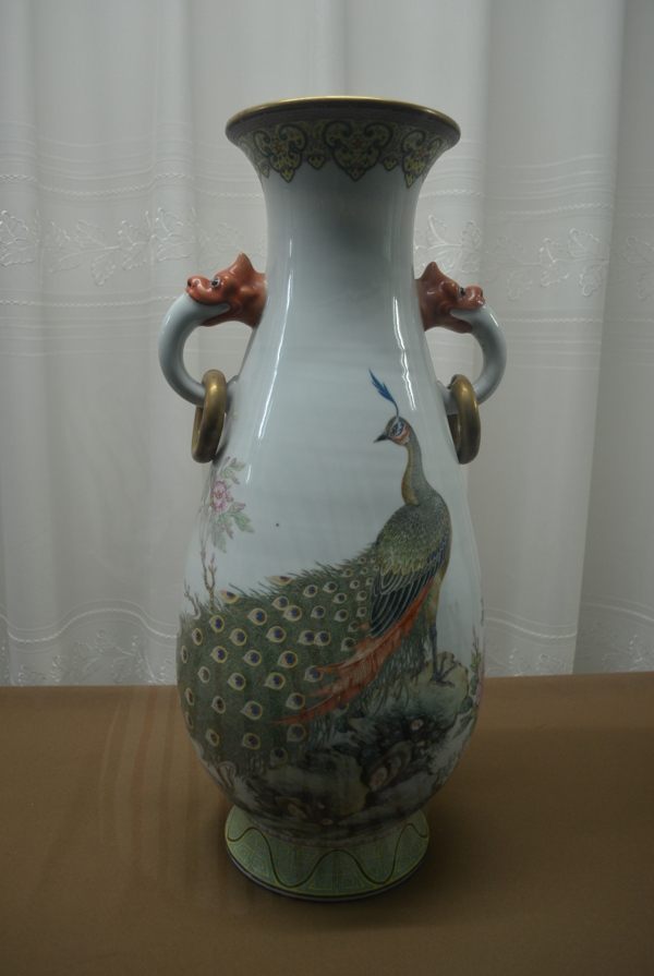 孔雀花瓶图片
