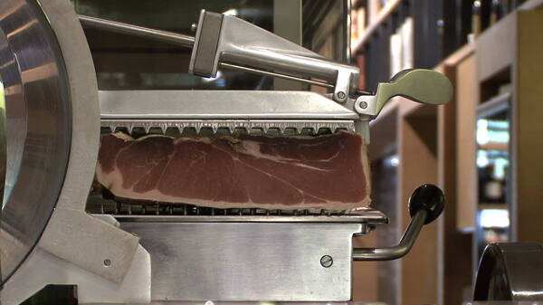 意大利TOBLINO酒厂切肉机3股票的录像视频免费下载